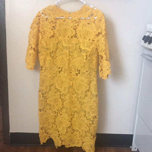 Lulus Dresses & Skirts - Lulus- A Fine Romance Lace Sheath Dress